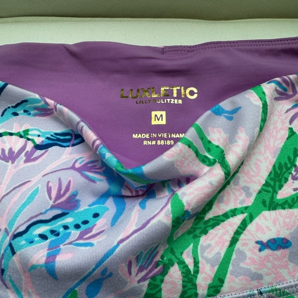 Lilly Pulitzer Multi-Color Set:  Active Tank and Leggings NWT - Picture 9 of 9